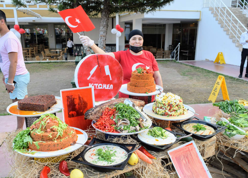 Gastro Armas Gül Beach