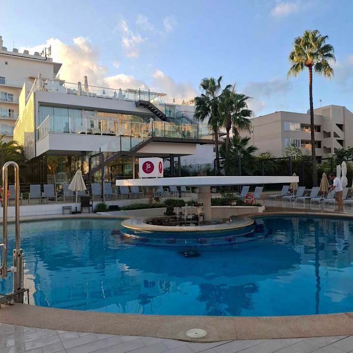 Pool JS Palma Stay