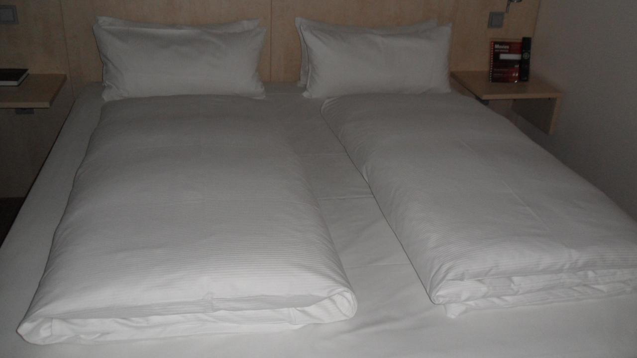 Zimmer 309 - Park Inn, HH Select Hotel Hamburg Nord