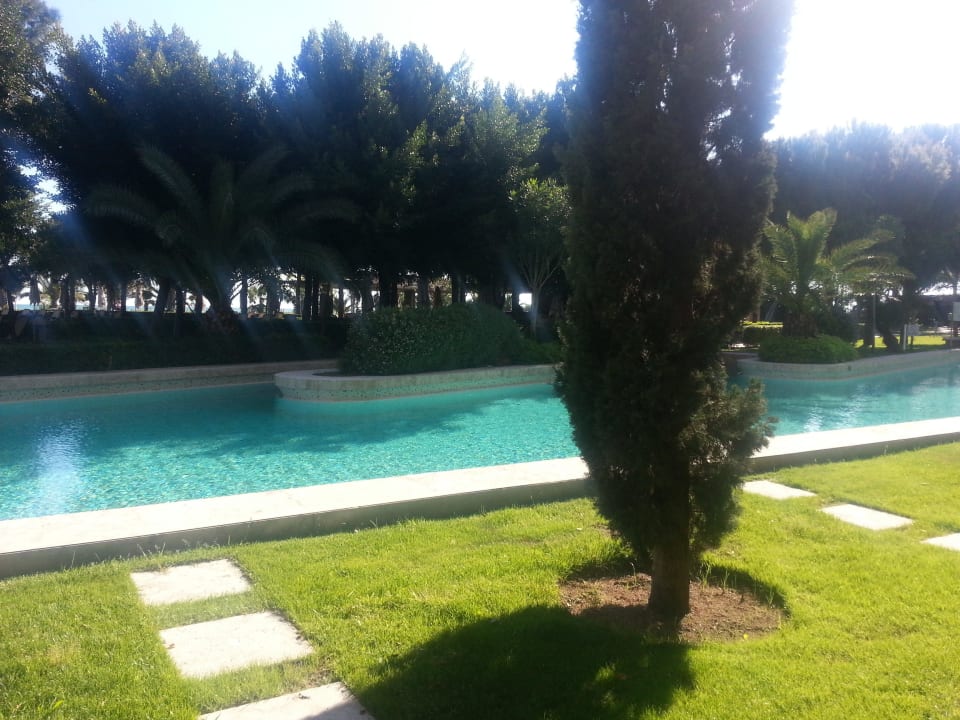 Garten- und Poolanlage Gloria Serenity Resort
