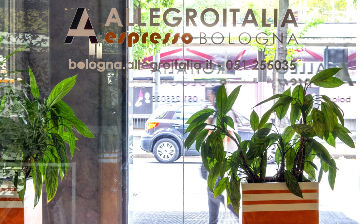 Lobby Smy Bologna Centrale