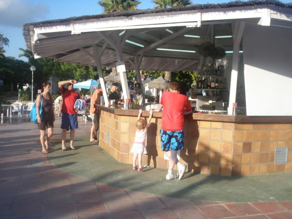 Die Poolbar Grand Palladium White Island Resort & Spa