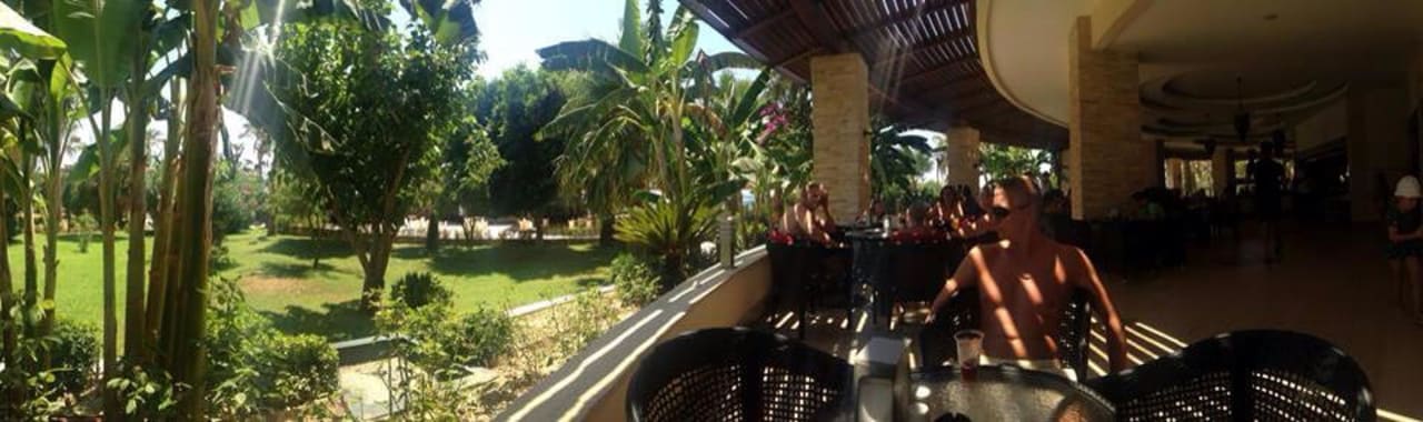 Panorama an der Snackbar  Saphir Hotel & Villas