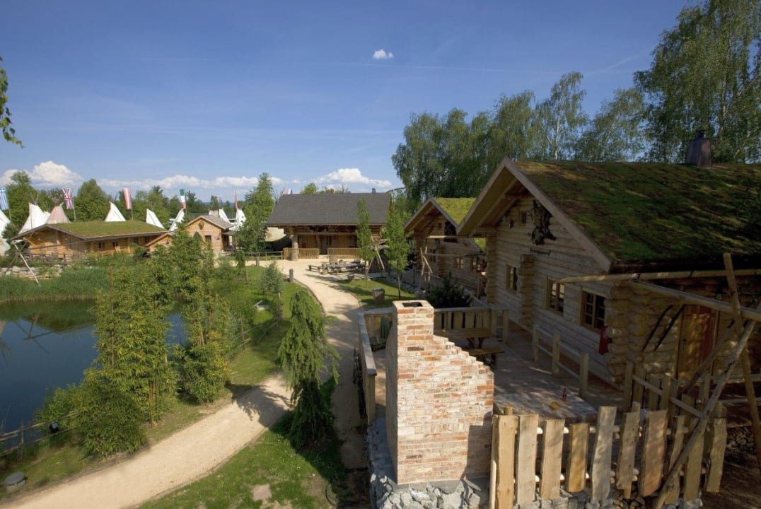 Blockhaus "Camp Resort" Tipi Town Europa-Park