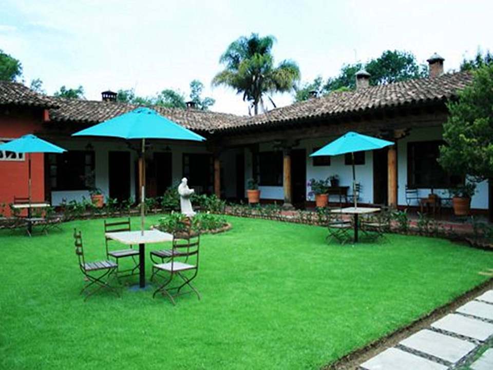 Jardín Hotel Mision Patzcuaro