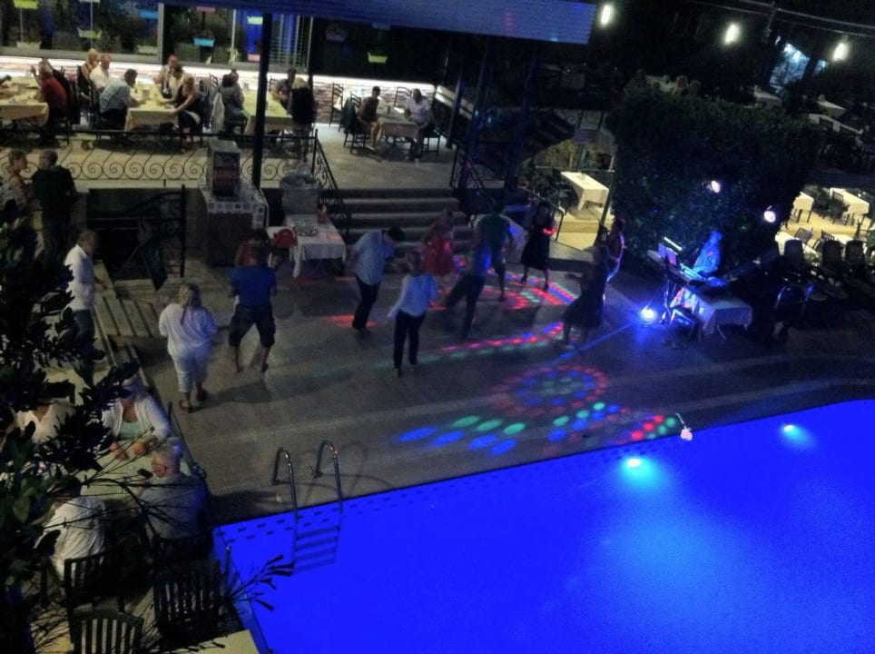 Poolbar Live Musik  Hotel Gardenia Beach