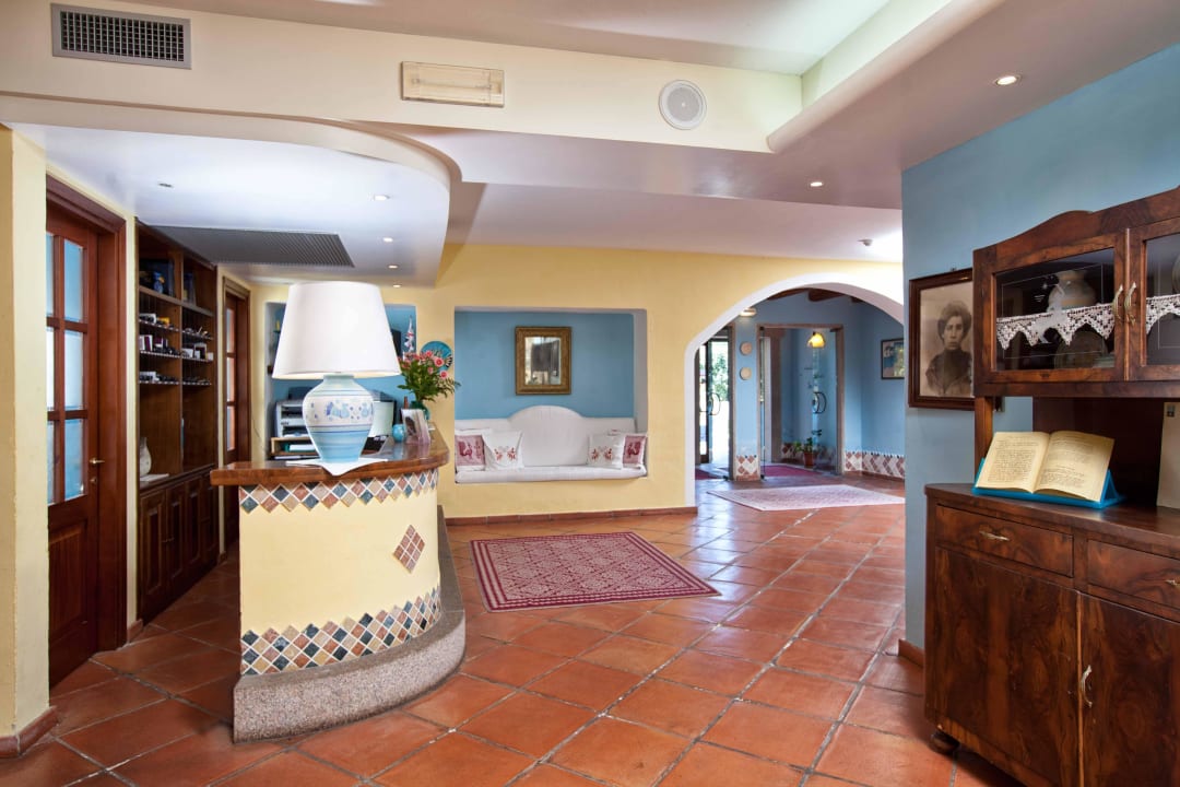 Entrance hall Hotel La Funtana