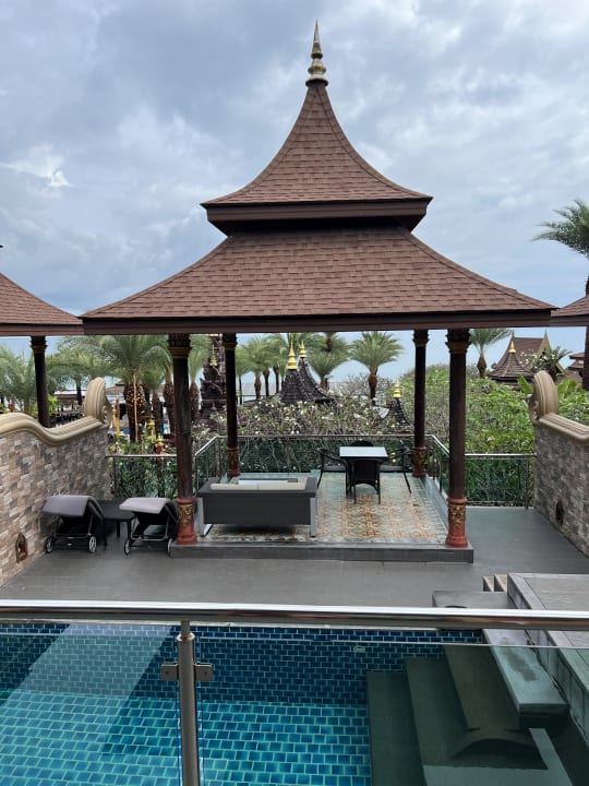 Zimmer Ammatara Pura Beach Resort