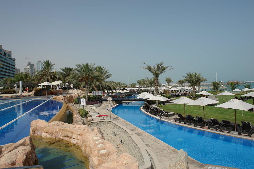 Pool The Westin Dubai Mina Seyahi Beach Resort & Marina