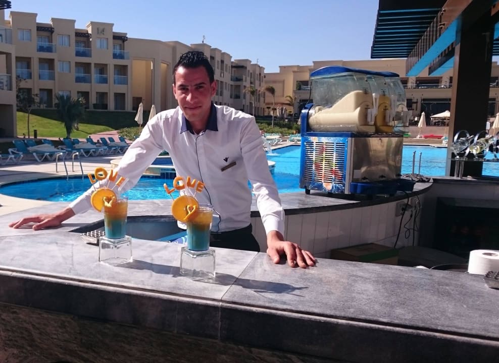 Toller Cocktail an der Poolbar! Rixos Premium Seagate