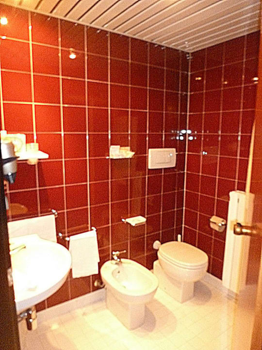 Badezimmer Hotel Gentile Da Fabriano