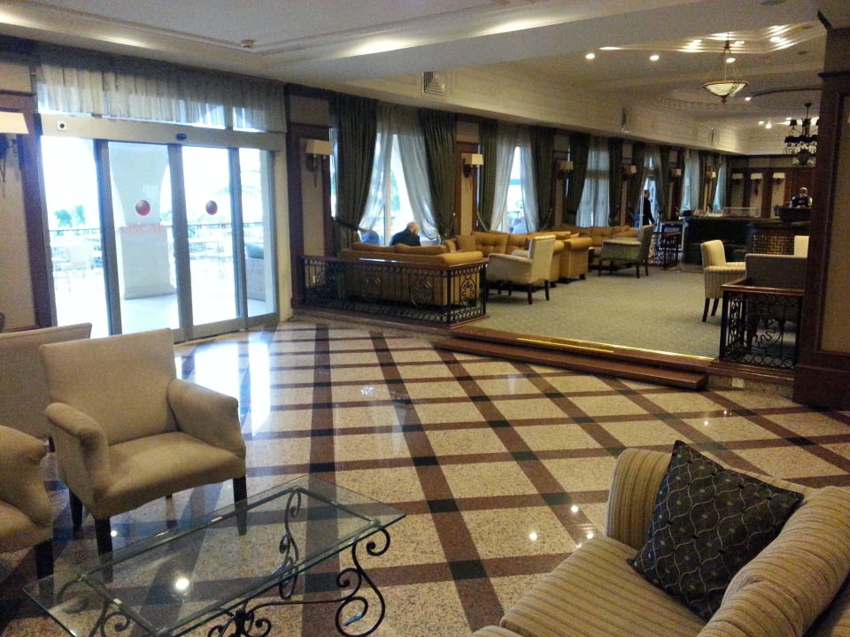 Innenbereich mit Sitzecken Oscar Resort Hotel