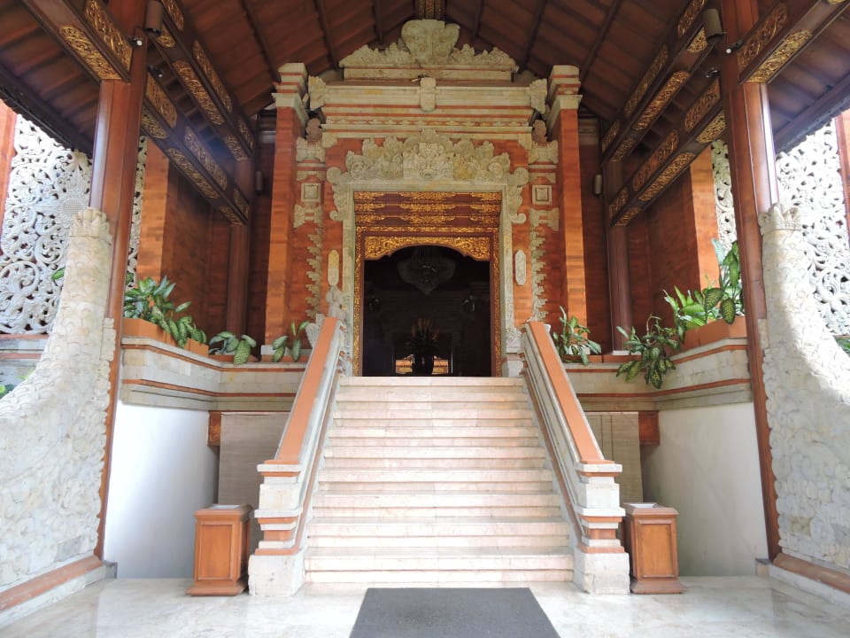 Abgang Lobby Hotel Keraton Jimbaran Resort