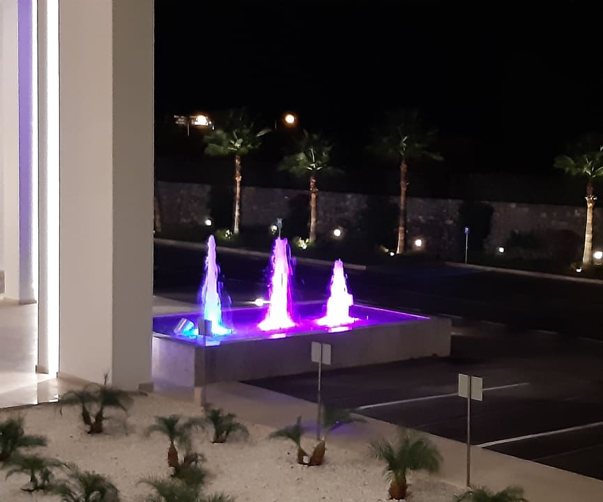 Pool Mayia Exclusive Resort & Spa