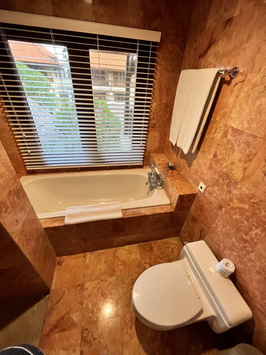 Zimmer Puri Santrian