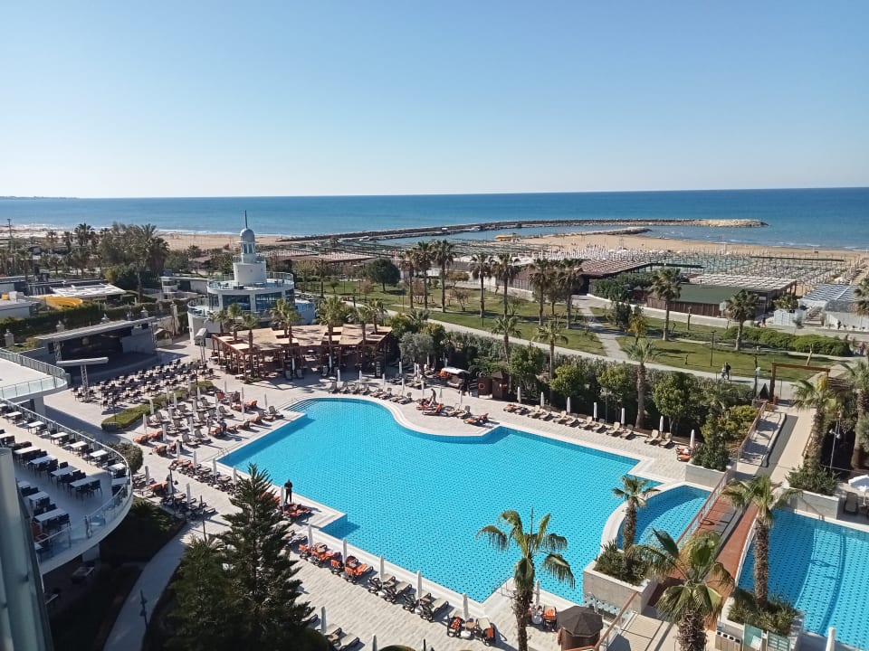 Ausblick Commodore Elite Suites & Spa - Adults only