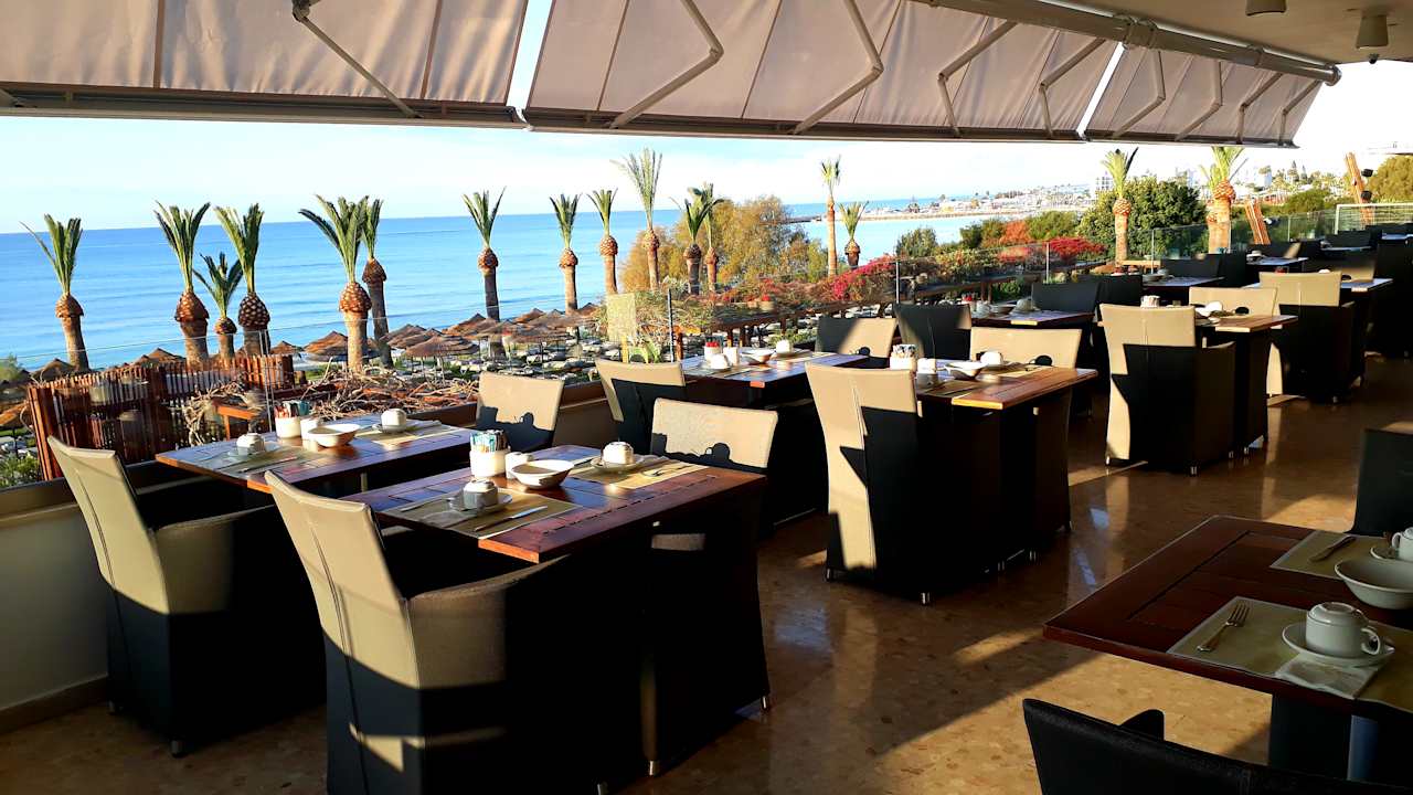 Gastro Hotel Alion Beach