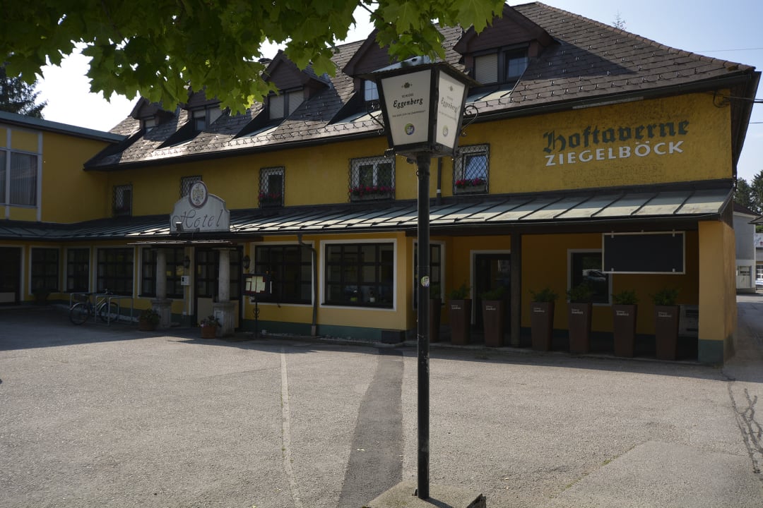 Außenansicht Hotel Hoftaverne Ziegelböck