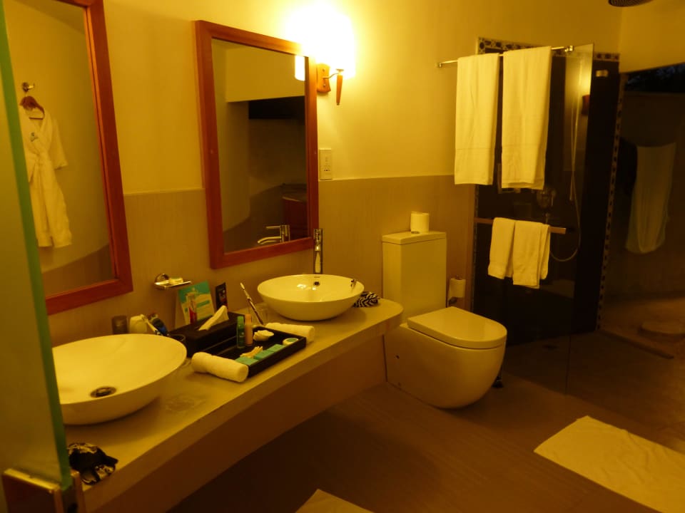 Beach Villa mit Jacuzzi 131 Kuramathi Maldives