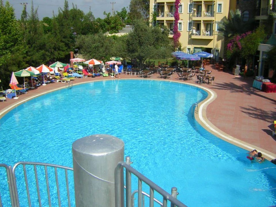 Oberer Pool. Dosi Hotel