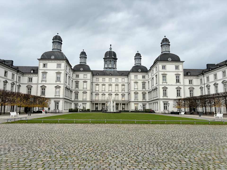 Außenansicht Althoff Grandhotel Schloss Bensberg