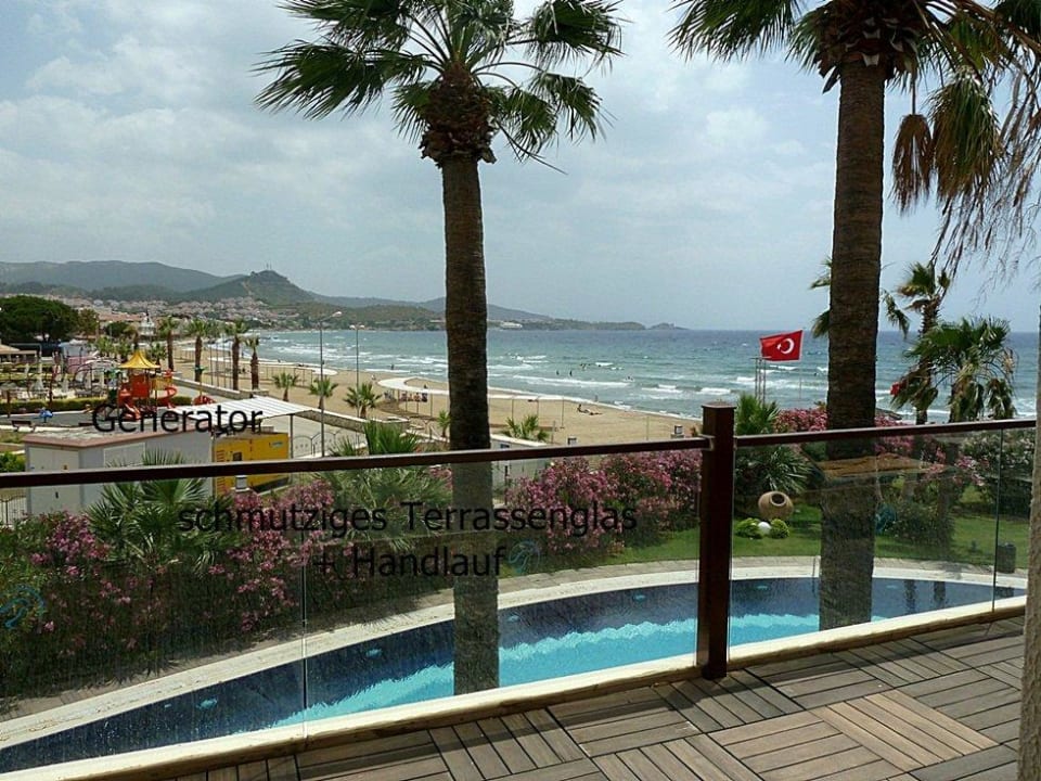 Blick auf den Notstromgenerator Paloma Pasha