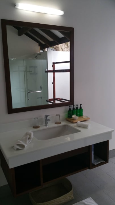 Bad Summer Island Maldives