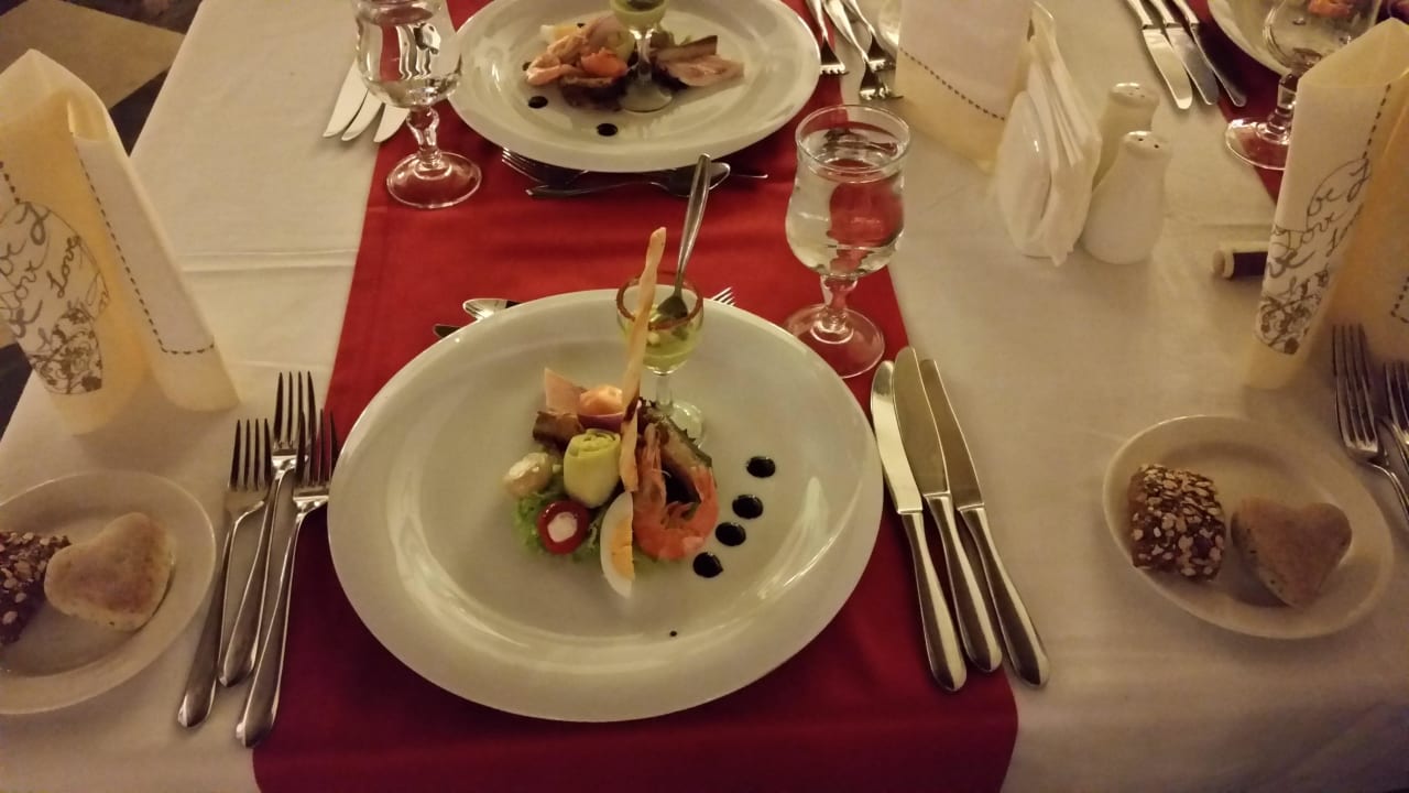 Vorspeise Gala Diner Valentinstag Diamond Excellence Resort & Spa