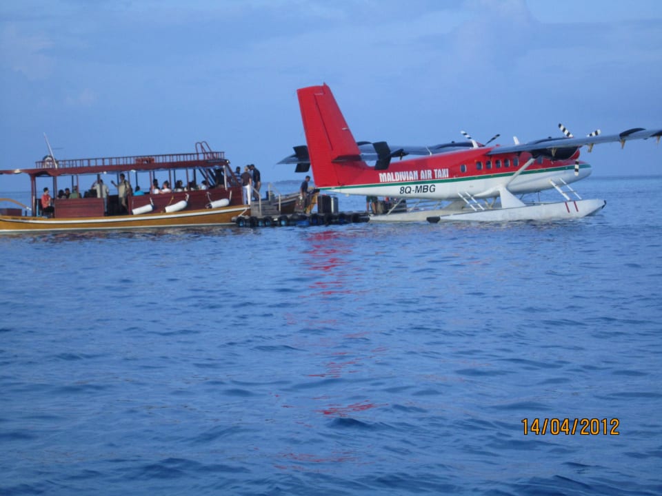 Wasserflugzeug  Ranveli Village