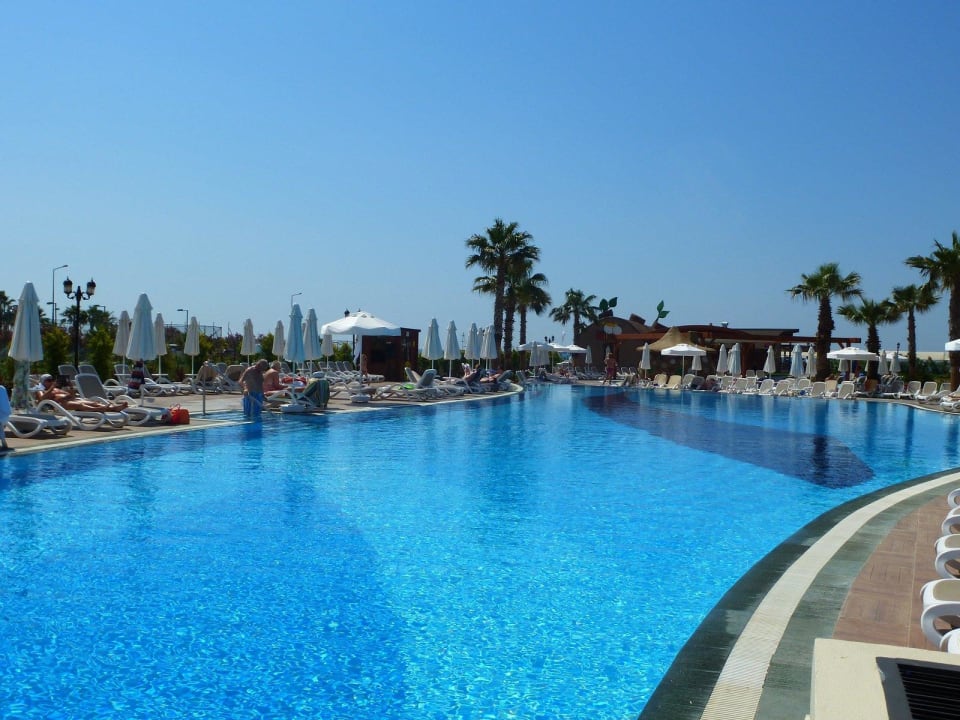 Pool Kirman Belazur Resort & Spa