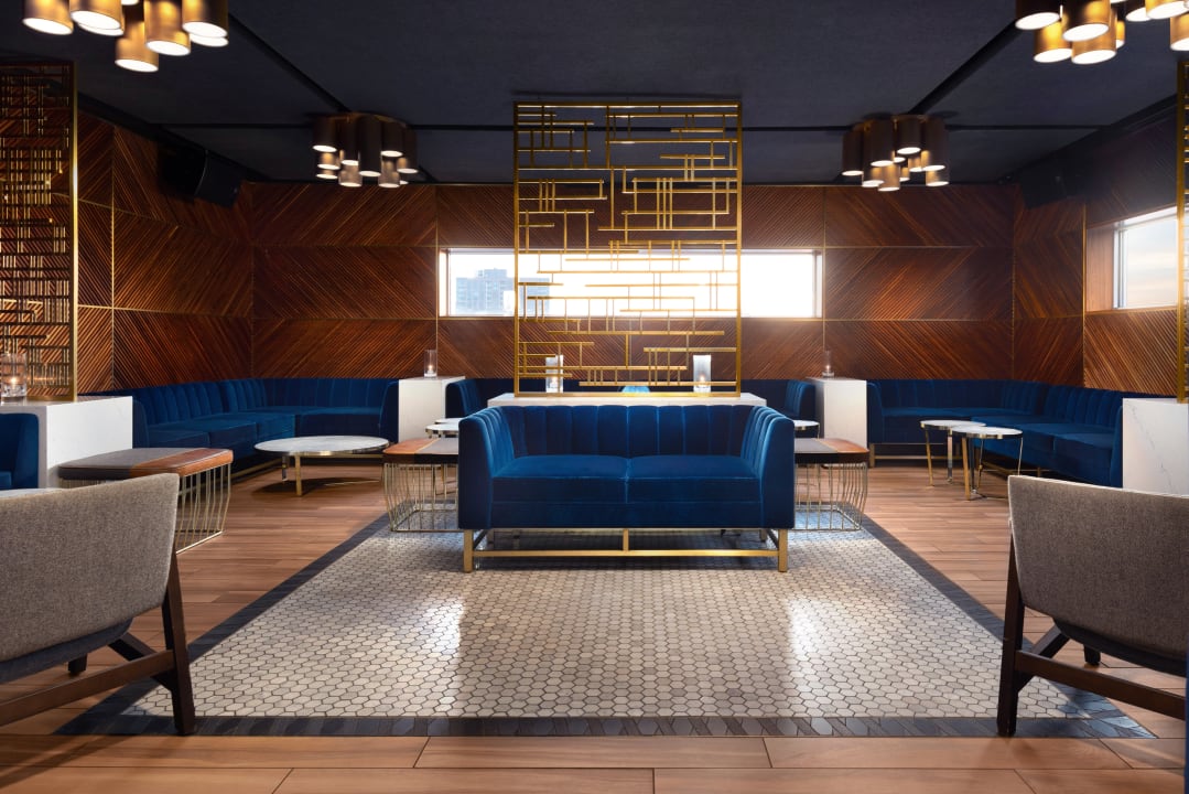 Lobby Eurostars Magnificent Mile