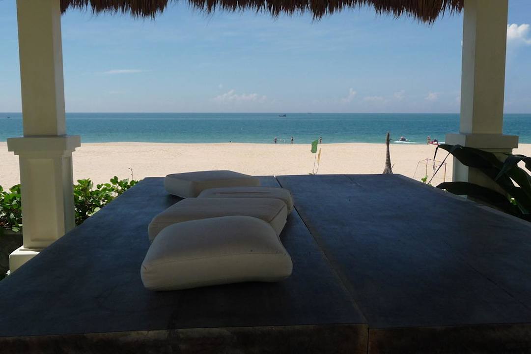 Offener Pavillon der Pool--Villa mit Traumblick Allezboo Beach Resort & Spa