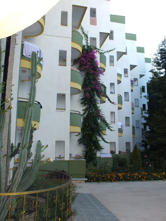 Выход/вход корпус Роза Botanik Hotel & Resort