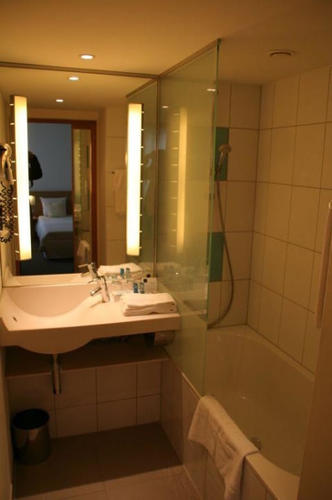 Bad Novotel Hamburg City Alster