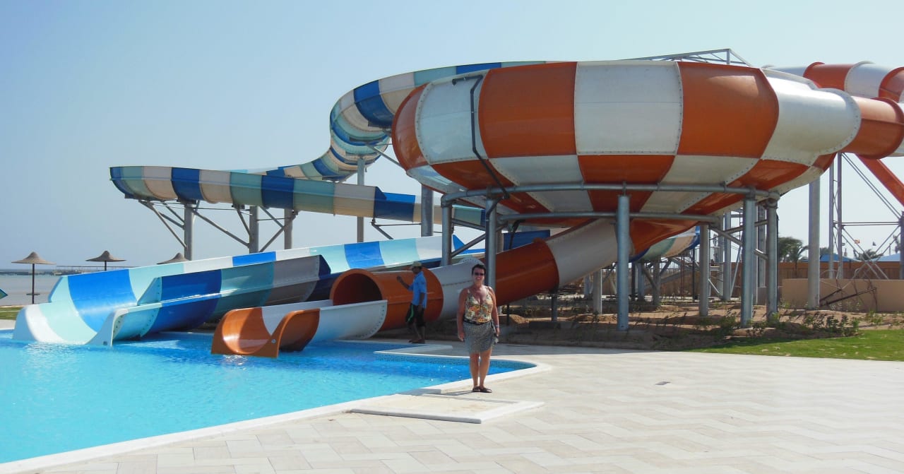 Neue Wasserrutschen JAZ Aquamarine Resort
