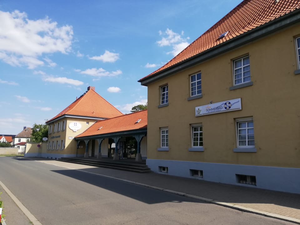 Außenansicht Pension Zum Sommerbad