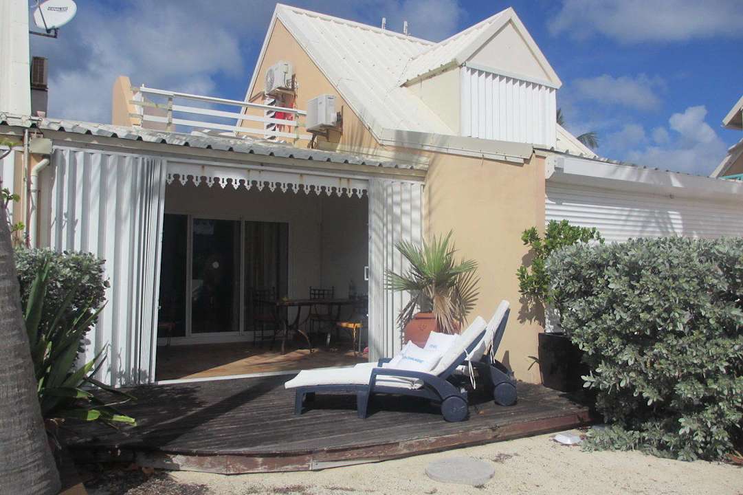 Terrasse Hotel Nettlé Bay Beach Club