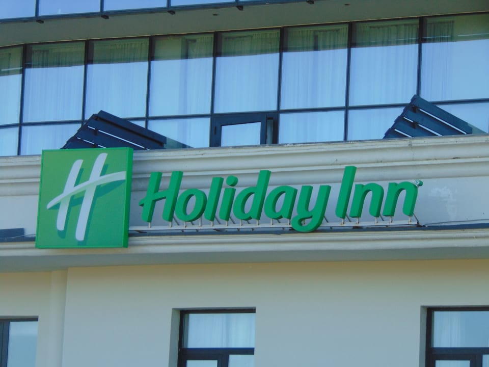 Außenansicht Holiday Inn Telavi