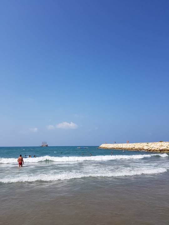 Strand Side Aquamarin Resort & Spa