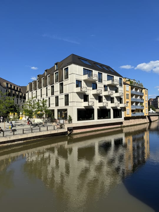 Außenansicht Karl August - a Neighborhood Hotel