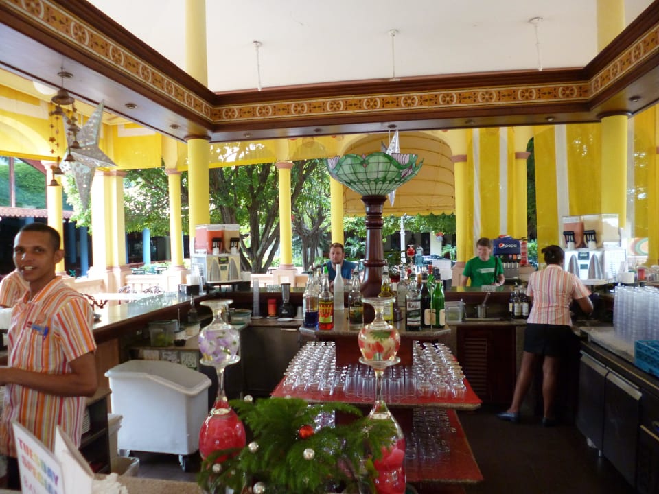Andi Playabachata Hotel