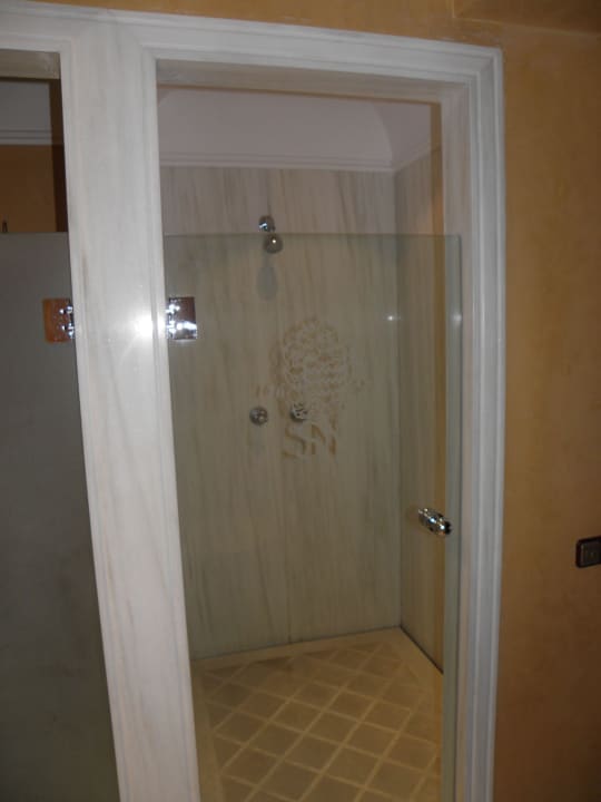 Dusche Zimmer 33 Gran Hotel Son Net