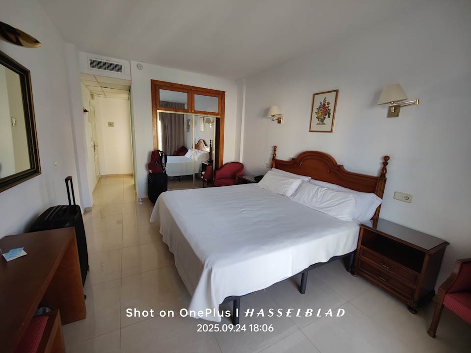 Zimmer Hotel Amoros
