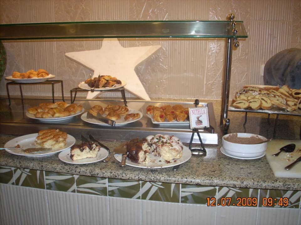 Выпечка на завтрак Pickalbatros Aqua Park Resort - Hurghada