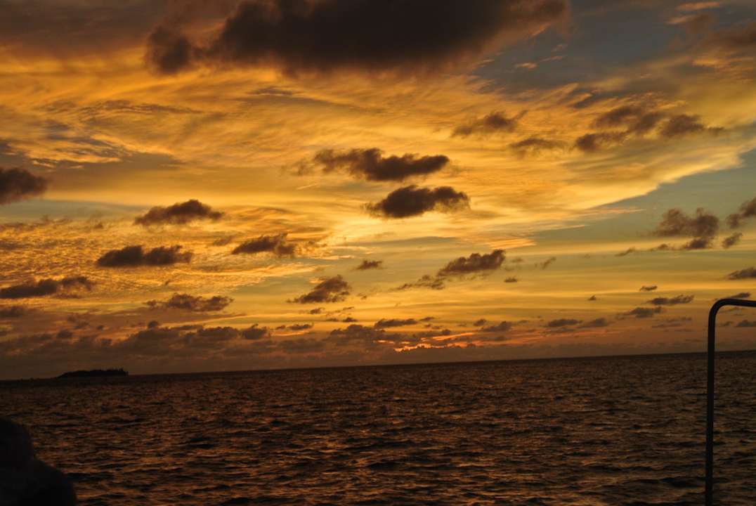 Sunset Punch Cruise Meeru Maldives Resort Island