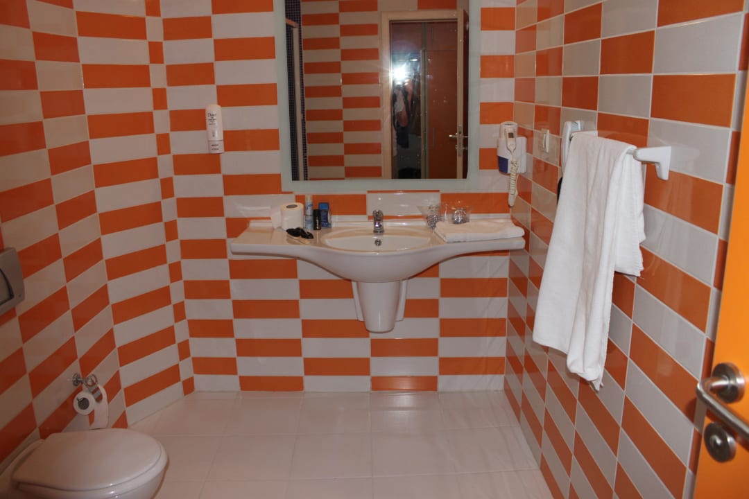 Bad Zimmer 2312 Solana by Yelken