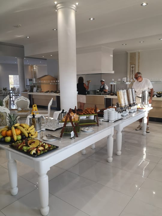 Gastro Sandy Villas Resort