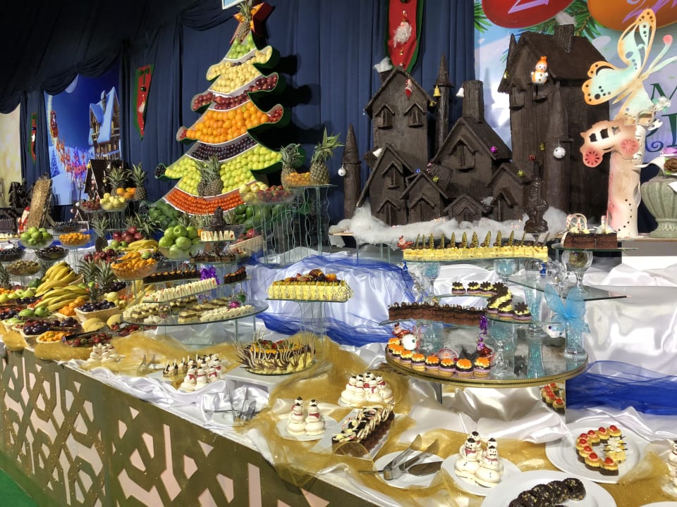 Das Zelt am Strand mit dem Weihnachtsbuffet  Pickalbatros White Beach Resort - Hurghada