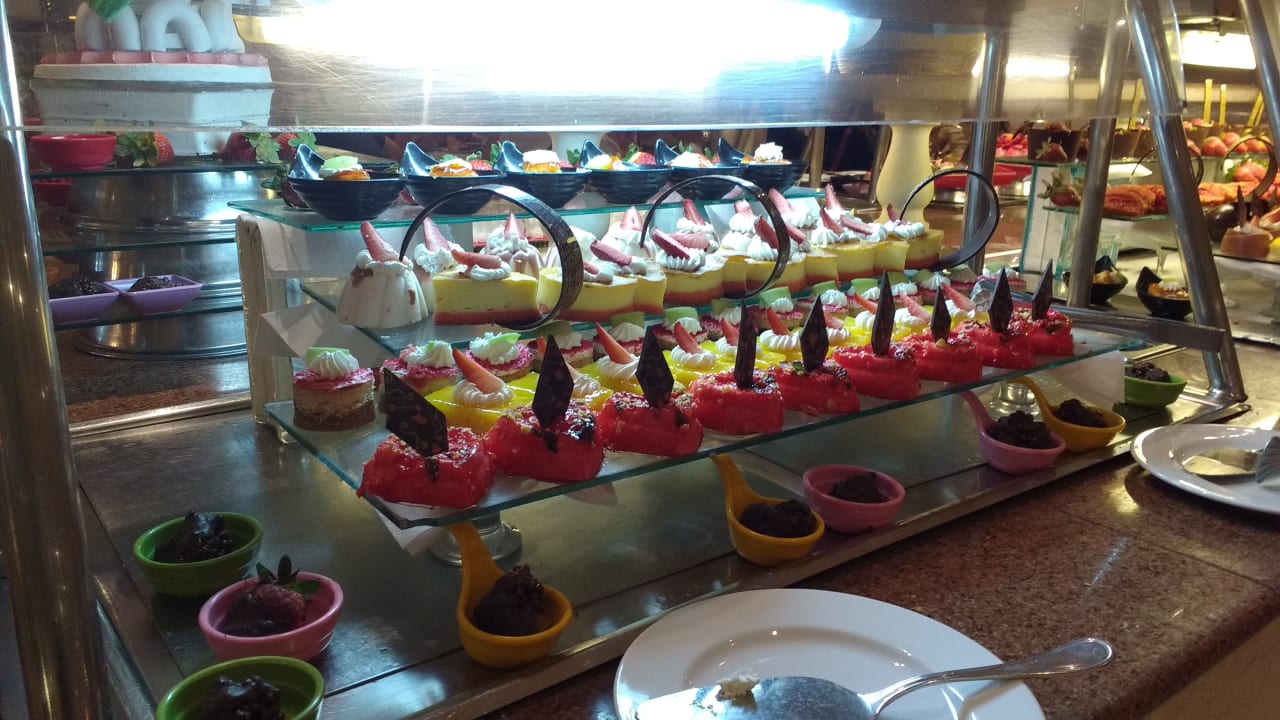 Gastro Pharaoh Azur Resort
