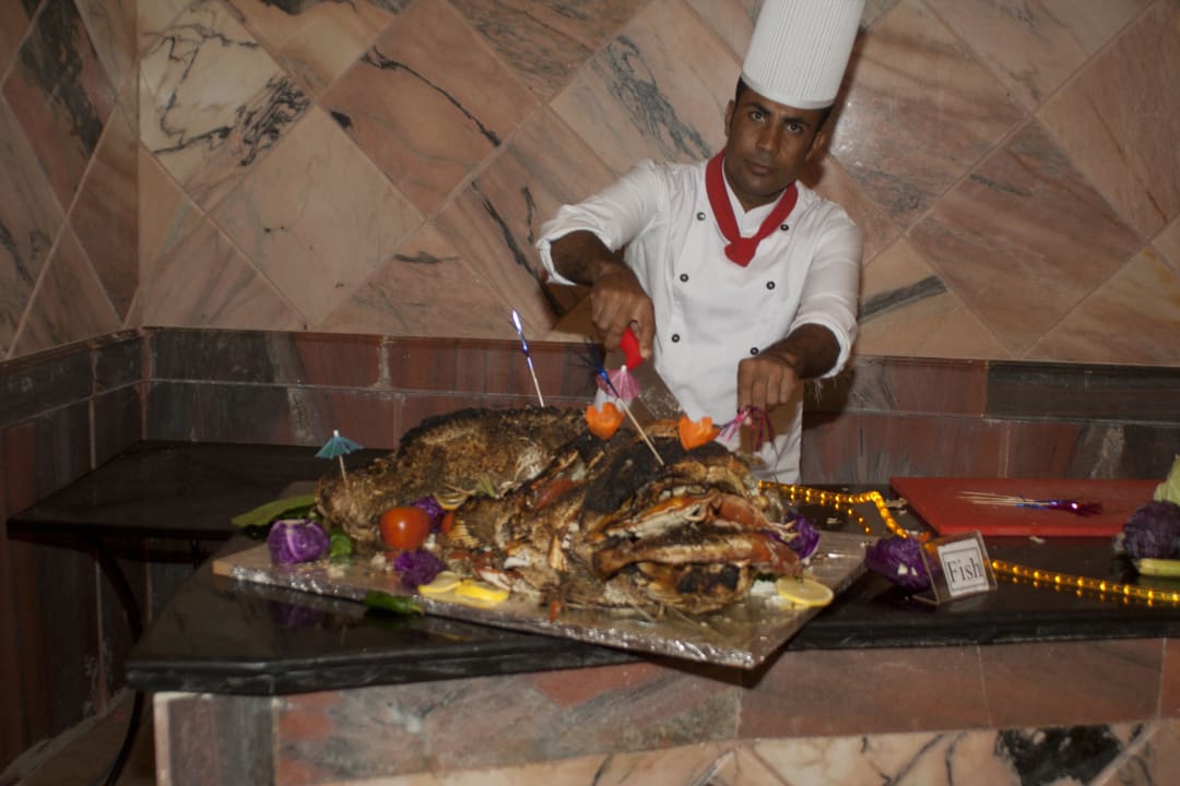 Der Fischkoch Three Corners Happy Life Beach Resort